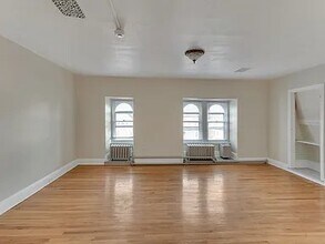 408 W Chelten Ave, Unit 3F in Philadelphia, PA - Building Photo - Building Photo