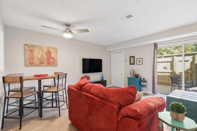 property at 1108 S Barnett Shoals Rd