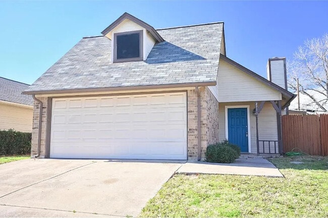 2711 Harvest Lake Dr in Irving, TX - Foto de edificio - Building Photo