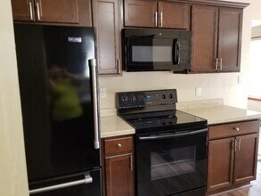 W6141 Aerotech Dr in Appleton, WI - Building Photo - Building Photo