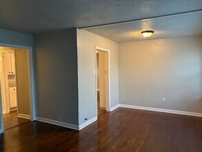 5818 Glenhurst Dr in Houston, TX - Building Photo - Building Photo