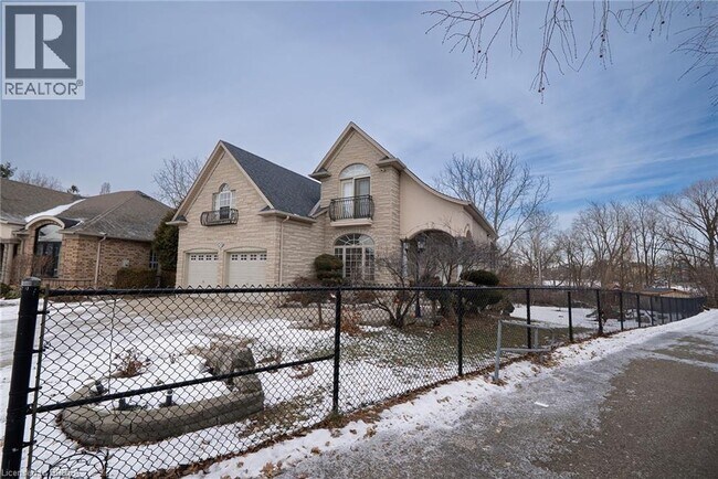 20 Casson Ln in Brantford, ON - Building Photo - Building Photo