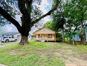 1587 Euclid St in Beaumont, TX - Building Photo - Building Photo