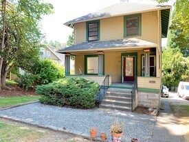 821 Billy Frank Jr. St in Bellingham, WA - Building Photo