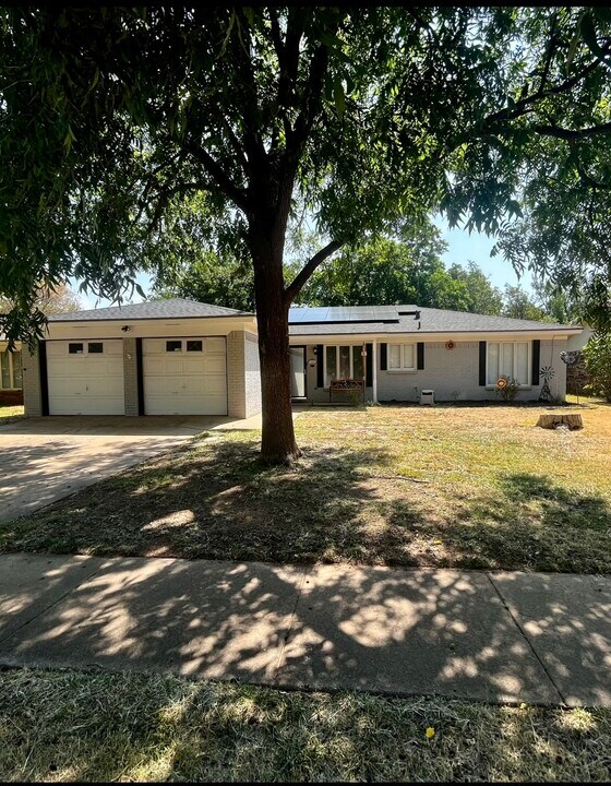 7009 Wayne Ave in Lubbock, TX - Building Photo