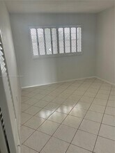 1670 NE 191st St in Miami, FL - Building Photo - Building Photo