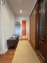 333 Lakeshore Rd E in Oakville, ON - Building Photo - Building Photo