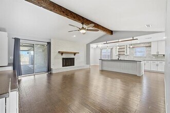 726 Laramie Dr in Lewisville, TX - Building Photo - Building Photo