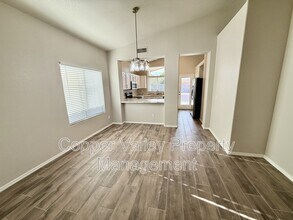 4029 W Hackamore Dr in Phoenix, AZ - Building Photo - Building Photo