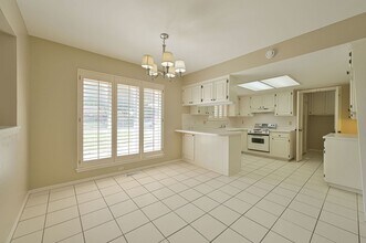 7016 Stonycreek Dr in Oklahoma City, OK - Building Photo - Building Photo