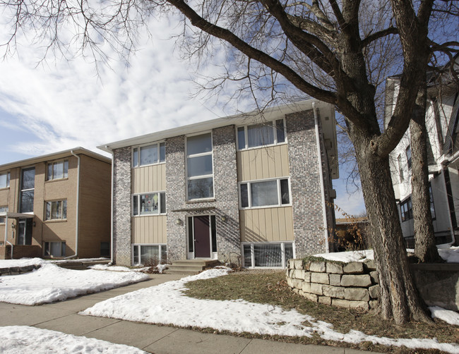 1529 S 21st St in Lincoln, NE - Building Photo - Building Photo