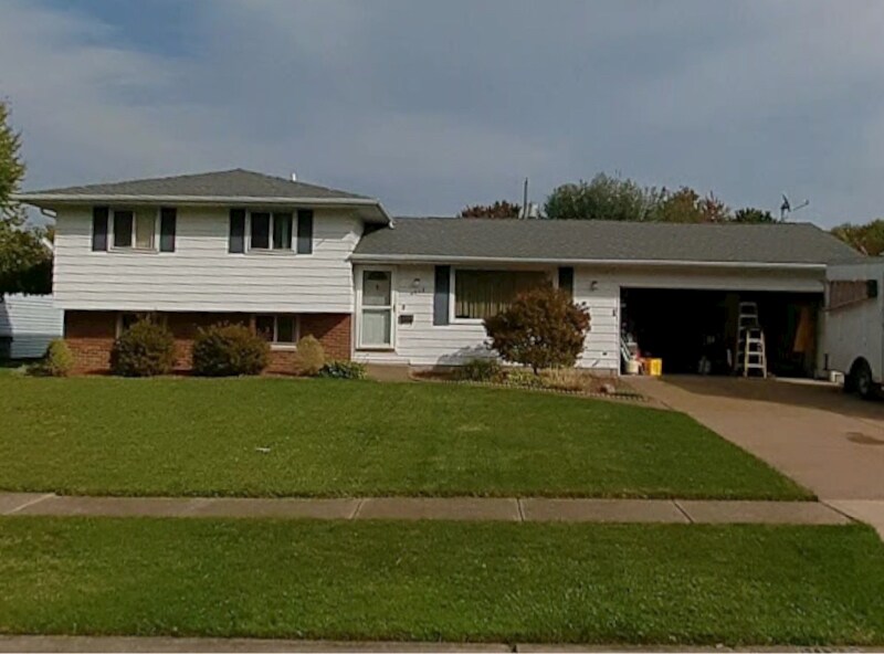 4025 Kenyon Ave in Lorain, OH - Foto de edificio