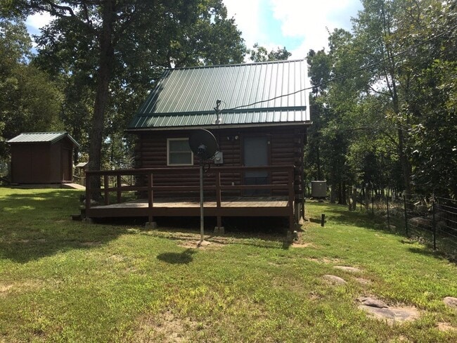 1090 Madison 512 in Fredericktown, MO - Building Photo - Building Photo