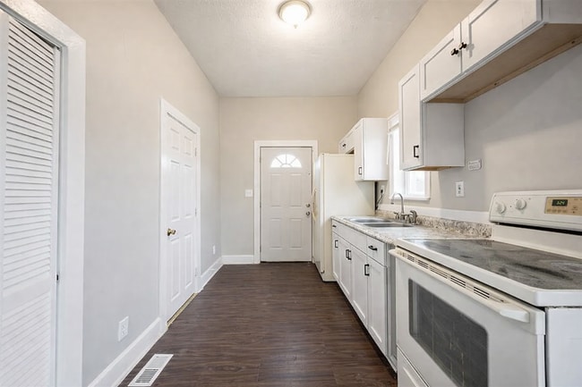 19 S Tuxedo St in Indianapolis, IN - Building Photo - Building Photo