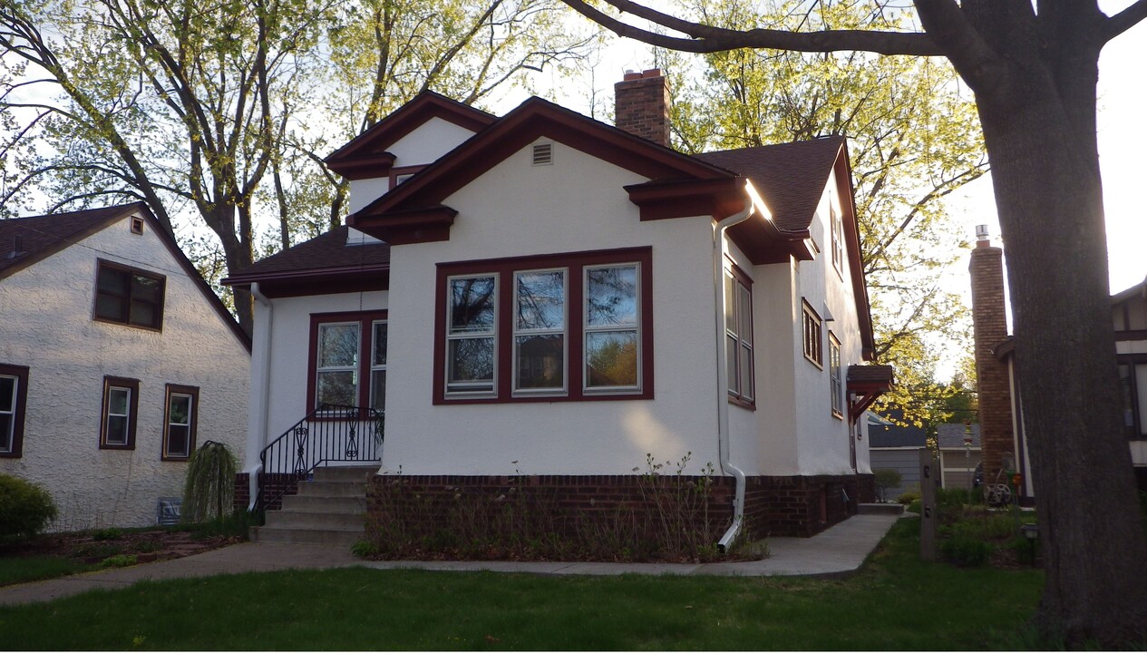 1918 Arthur St NE in Minneapolis, MN - Building Photo