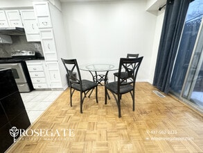 Spacious 3-Bedroom Condo Townhouse with Garage, Backyard & Internet Included – Brampton in Brampton, ON - Building Photo - Building Photo