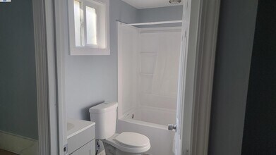 532 S Los Angeles Ave in Stockton, CA - Building Photo - Building Photo