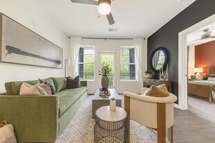 Gladwen Wendell Falls in Wendell, NC - Building Photo