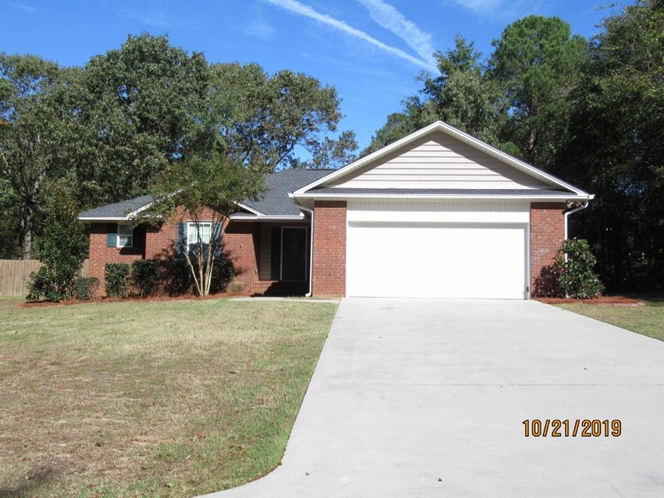 2606 Beth Ave in Dalzell, SC - Foto de edificio