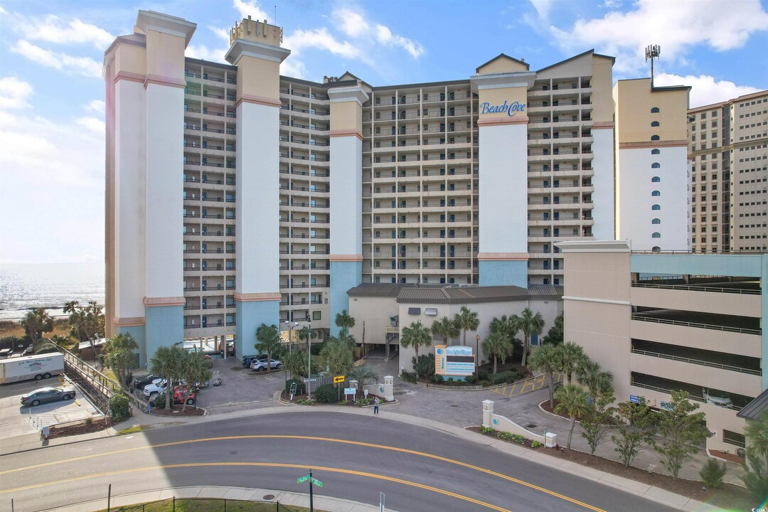 4800 S Ocean Blvd in North Myrtle Beach, SC - Foto de edificio