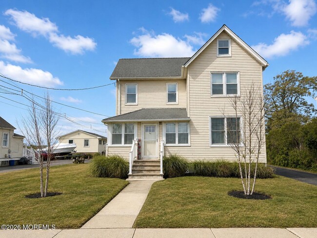 property at 46 Riverdale Ave
