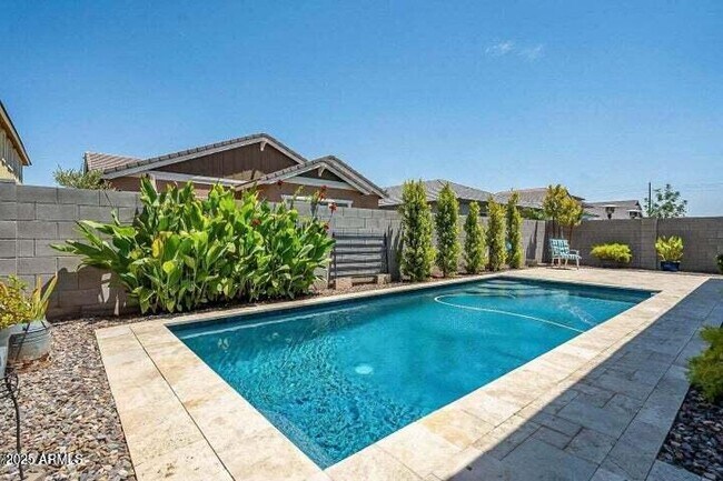 property at 3924 E Pinto Dr