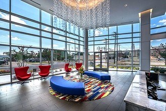 3501 Ross Ave in Dallas, TX - Building Photo - Building Photo