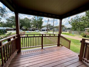 408 Mcphail St in Tomball, TX - Building Photo - Building Photo