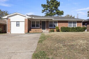 1909 NE 52nd St in Oklahoma City, OK - Building Photo