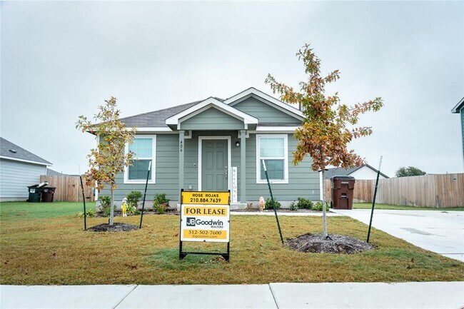 406 Halfmoon Dr in Lockhart, TX - Building Photo - Building Photo