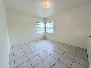 545 27th St in West Palm Beach, FL - Building Photo - Building Photo