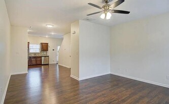 119 Summerland Dr in Greensboro, NC - Building Photo