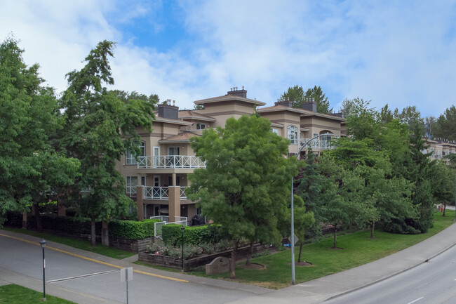 Crescent on Reeve Park in Port Coquitlam, BC - Building Photo - Building Photo