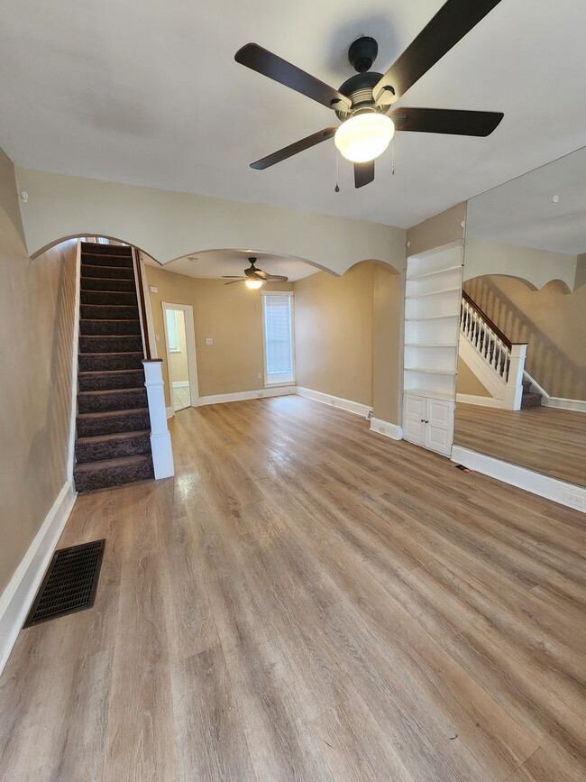 1554 N Frazier St in Philadelphia, PA - Building Photo - Building Photo