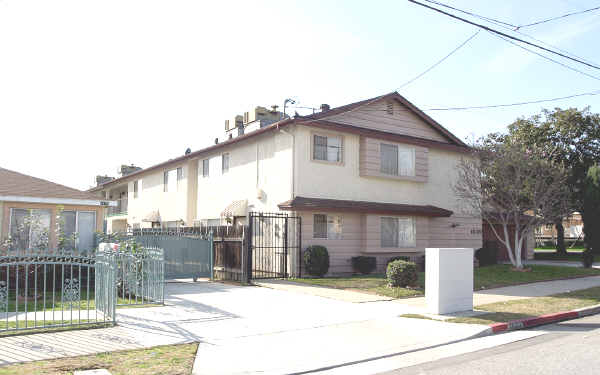 1620 Acacia in Alhambra, CA - Building Photo