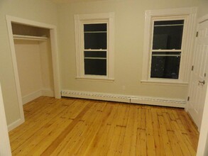 235 Norfolk St, Unit 231-4 in Boston, MA - Building Photo - Building Photo