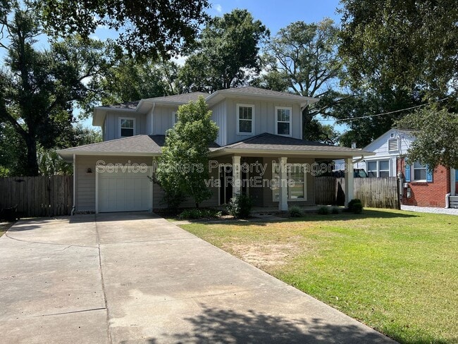 1841 E Bobe St in Pensacola, FL - Building Photo - Building Photo