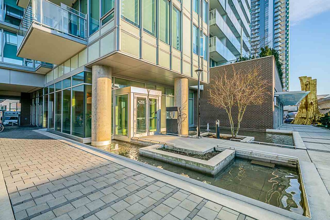 8131 Nunavut Ln in Vancouver, BC - Building Photo