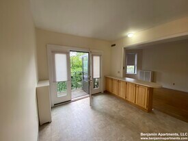 1161 Commonwealth Ave, Unit 7 in Boston, MA - Building Photo
