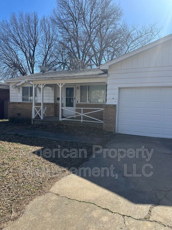 2014 E 49th St N in Tulsa, OK - Building Photo - Building Photo