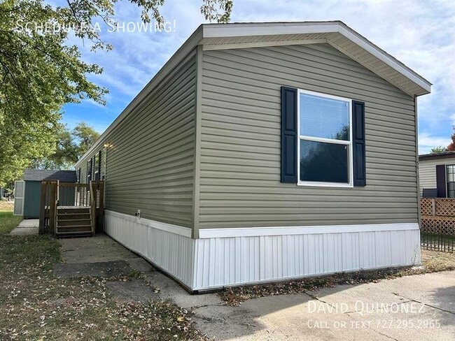 property at 5816 Kelso Ln