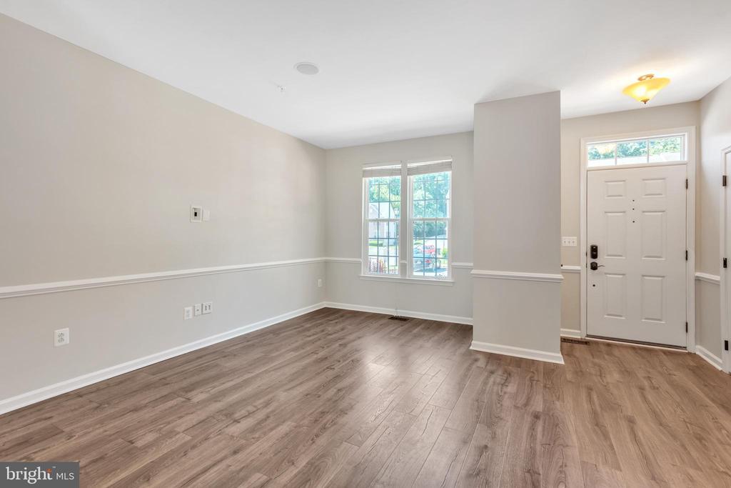 8443 Clear Spring Dr in Chesapeake Beach, MD - Building Photo
