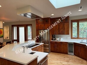 3337 NW McCready Dr in Bend, OR - Building Photo - Building Photo
