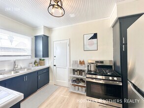 1133 Westmoreland Ave, Unit 1 in Los Angeles, CA - Building Photo - Building Photo