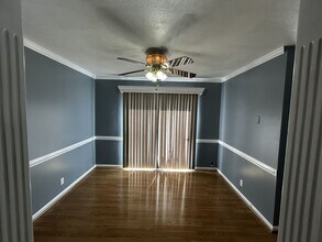 4800 Famous Way in Louisville, KY - Building Photo - Building Photo