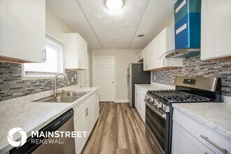 9714 Anita Blvd in Louisville, KY - Building Photo - Building Photo