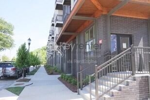 782 Riverfront Pkwy in Chattanooga, TN - Building Photo