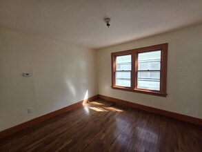 549 Lisbon Ave in Buffalo, NY - Building Photo - Building Photo
