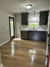 12411 New Bowling Green Rd in Smiths Grove, KY - Building Photo - Building Photo