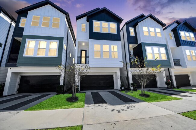 4806 Cochran St in Houston, TX - Building Photo - Building Photo